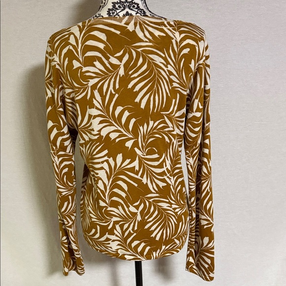 Garnet Hill Mustard Brown and White long sleeve Botanical Leaf Pattern Sweater - Picture 4 of 8